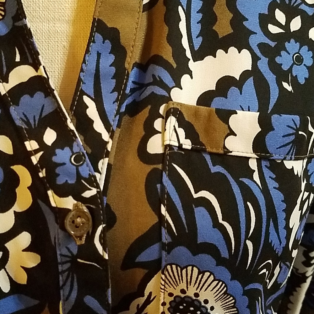 Express Blouse - Picture 3 of 4